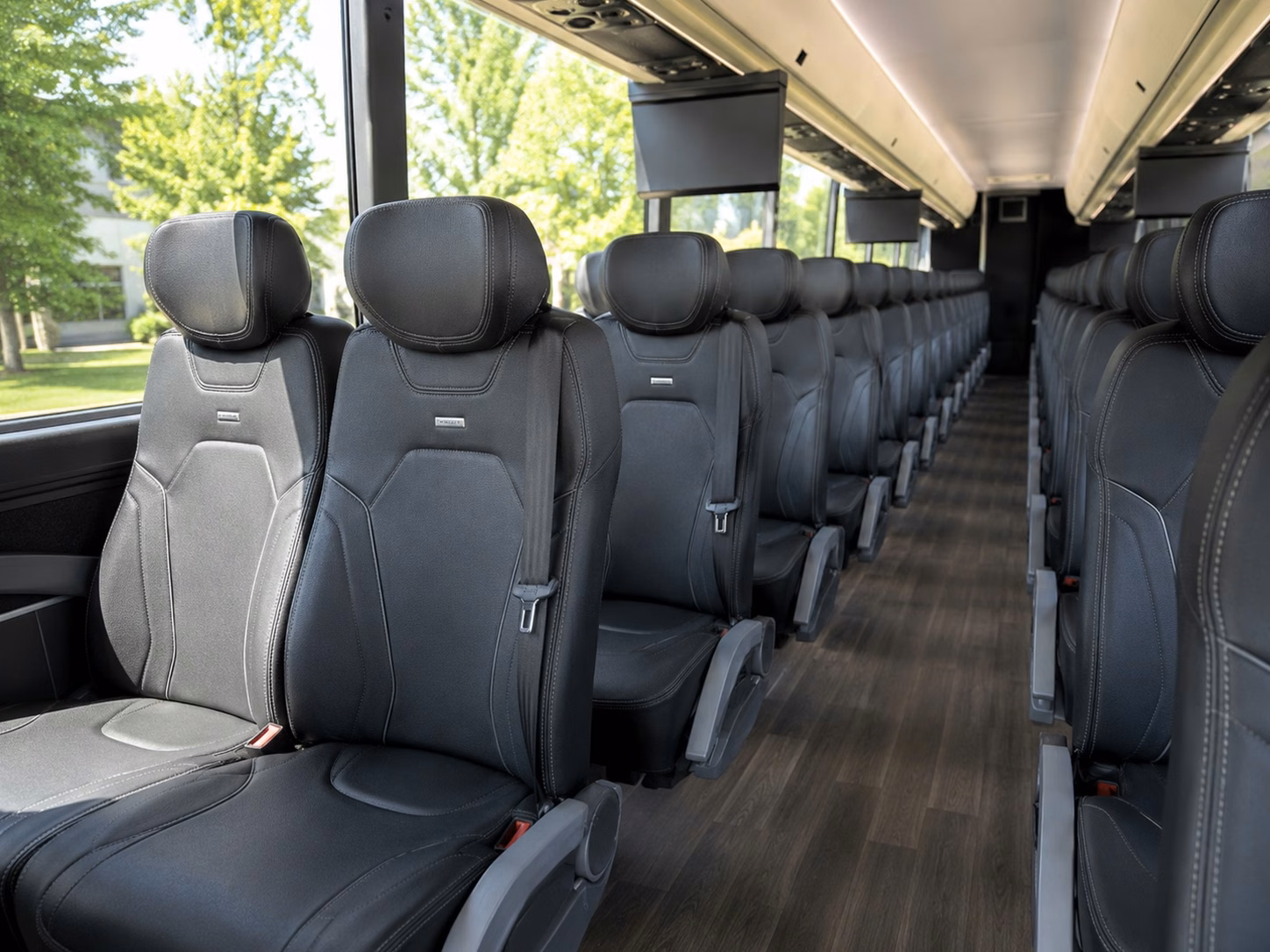 does the day of the week change what a bus costs in kent washington