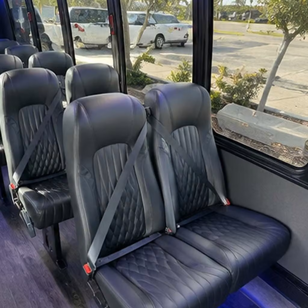 kent 30 passenger minibus rental