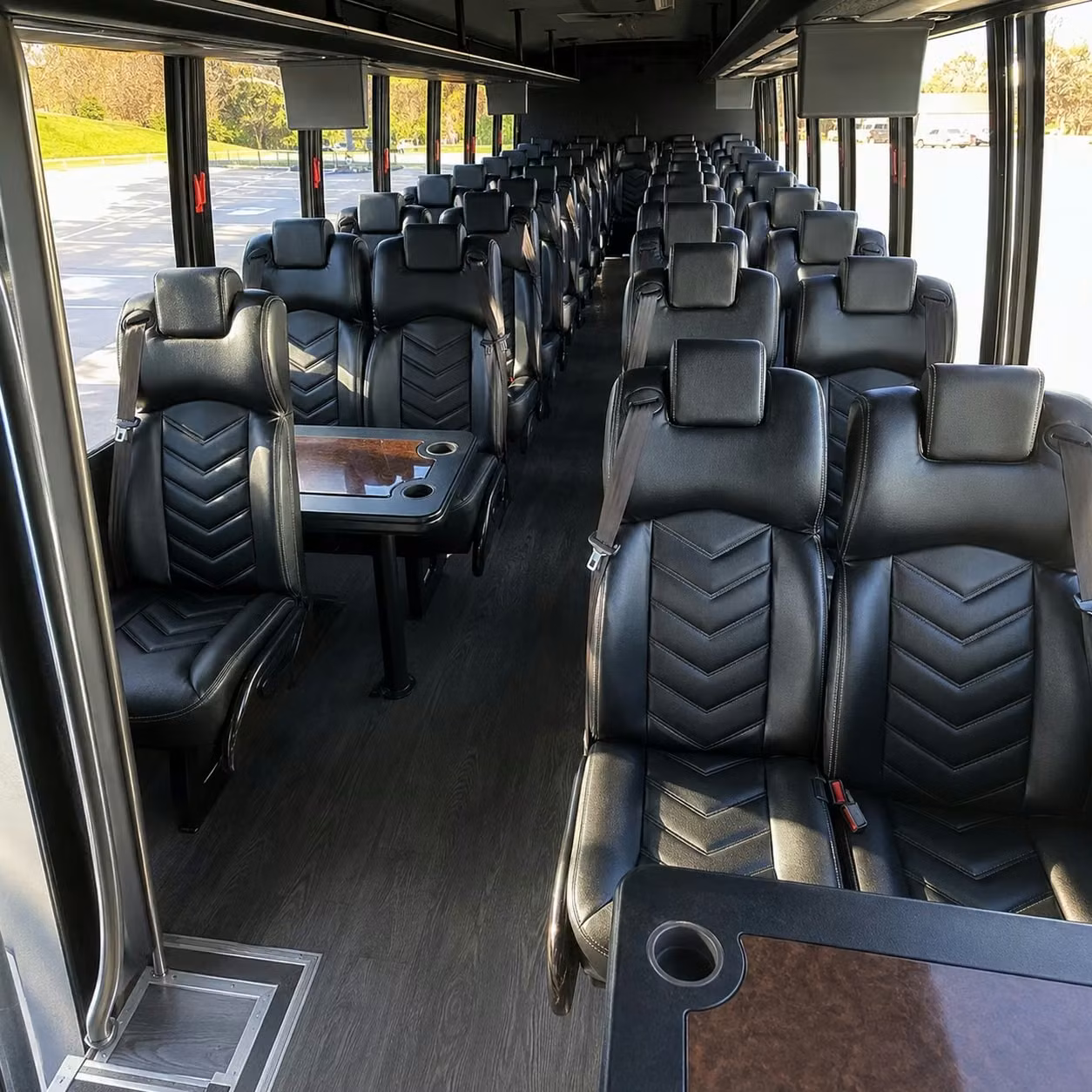 kent 35 passenger minibus rental